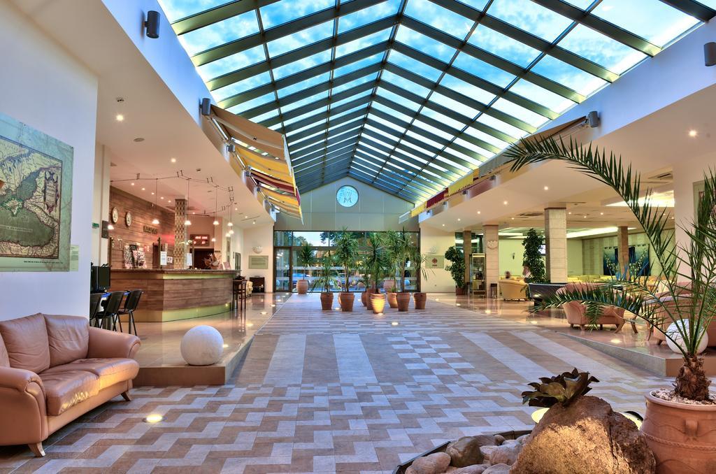 Les Magnolias Hotel Primorsko Dış mekan fotoğraf