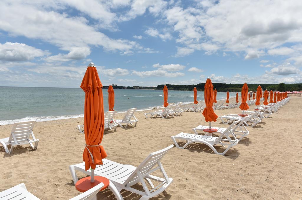 Les Magnolias Hotel Primorsko Dış mekan fotoğraf