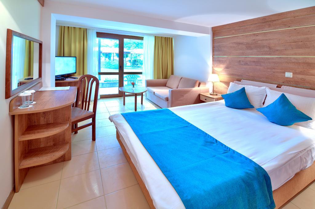 Les Magnolias Hotel Primorsko Dış mekan fotoğraf